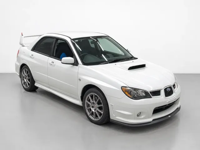 Subaru Impreza STI 2006, auction grade 4