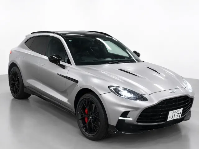 Aston Martin DBX 2025, auction grade 5