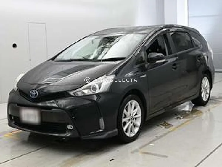 Toyota Prius Alpha 2018, photo 1 of 1