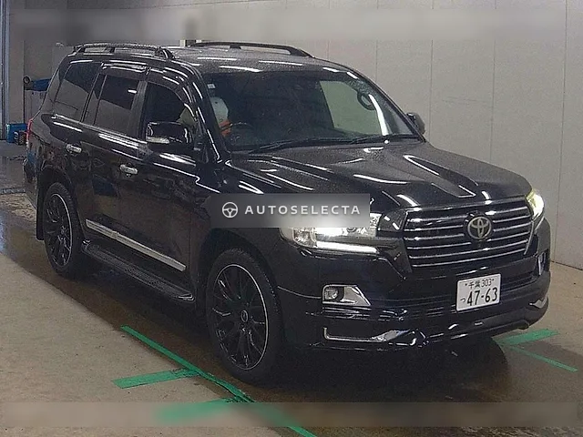 Toyota Land Cruiser 2016, auction grade 3.5