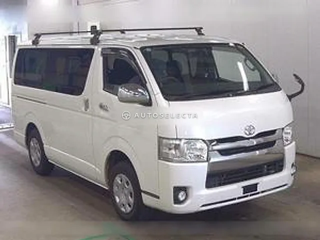 Toyota Hiace Van 2017, auction grade R