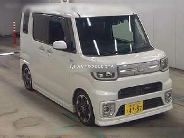 Daihatsu Wake 2017, auction grade 4