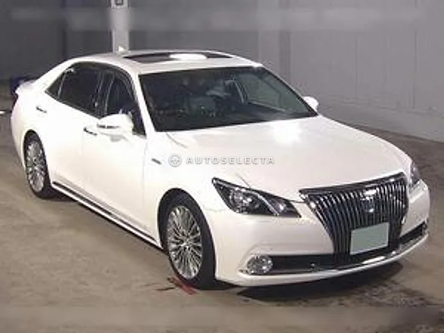 Toyota Crown Majesta 2014, auction grade 4.5