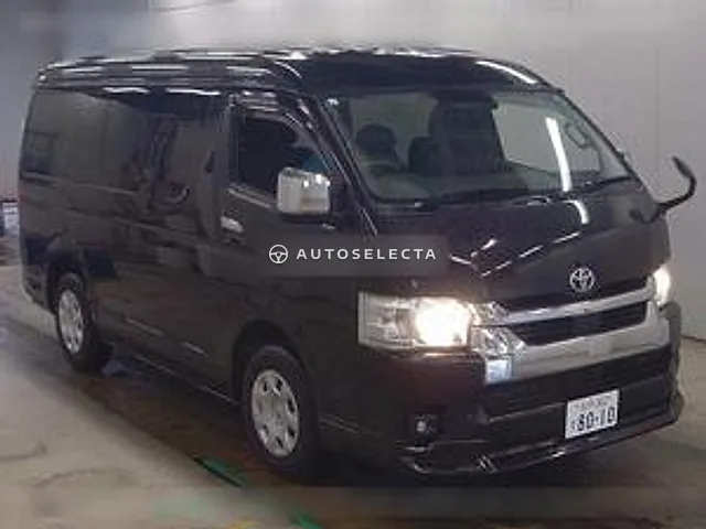 Toyota Hiace Wagon 2023, auction grade 4.5