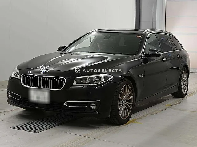 BMW 5 Series 2013, auction grade 4