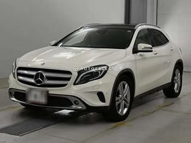 Mercedes-Benz GLA-Class 2014, auction grade 4