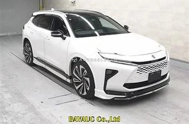Toyota Crown Estate 2025, auction grade 5