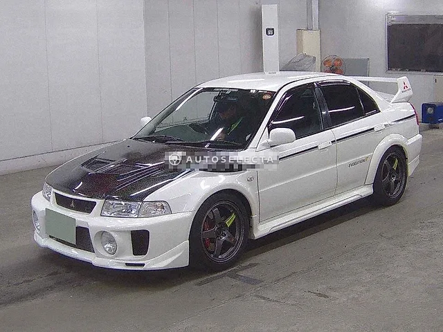 Mitsubishi Lancer Evolution 1998, auction grade 4.5