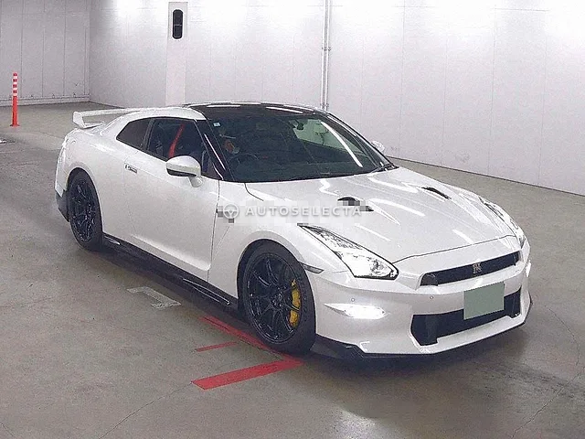 Nissan GT-R Nismo 2024, auction grade 5