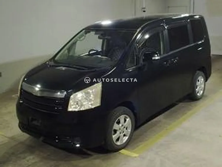 Toyota Noah 2009, photo 1 of 1