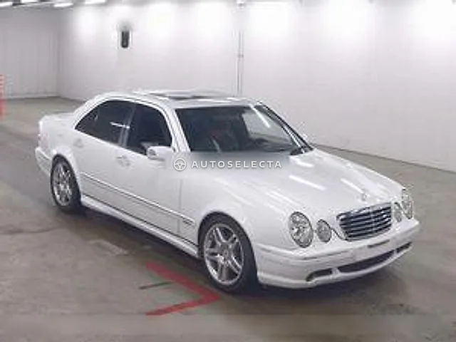 Mercedes-AMG E-Class 2000, auction grade 3.5