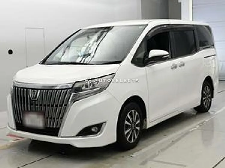 Toyota Esquire 2017, photo 1 of 1
