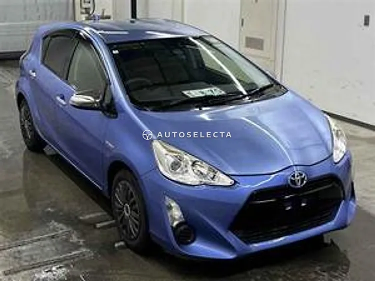 Toyota Aqua 2016, photo 1 of 1