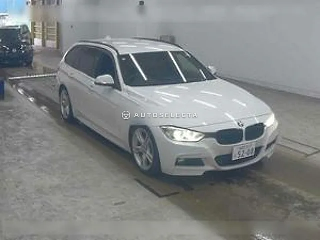 BMW 3 Series 2013, auction grade 3.5