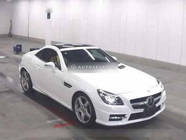 Mercedes-Benz SLK 2013, auction grade 4