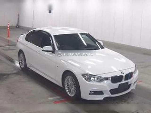 BMW 3 Series 2017, auction grade 4