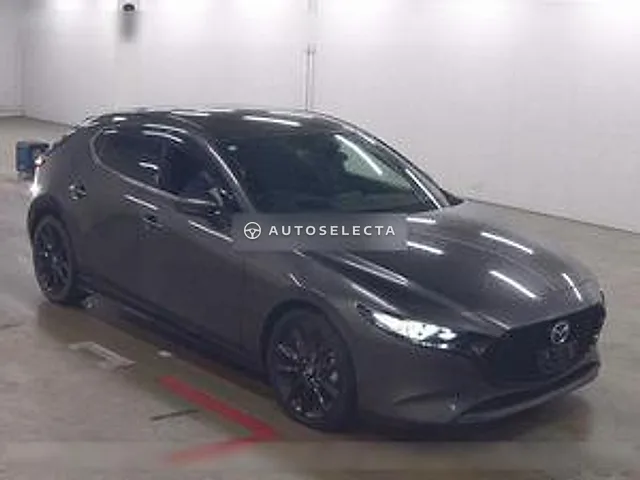 Mazda MAZDA3 Fastback 2019, auction grade 4