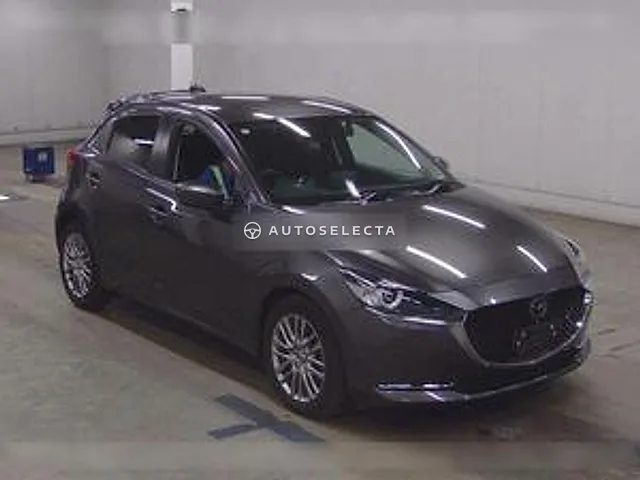 Mazda MAZDA2 2022, auction grade 3.5