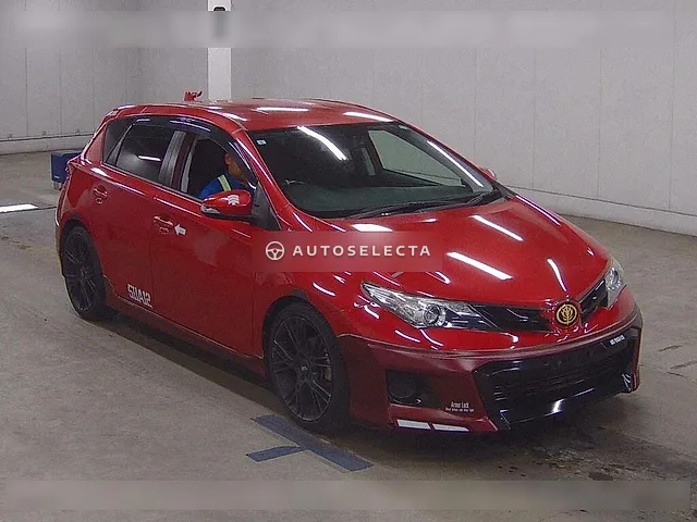 Toyota Auris 2013, auction grade 4