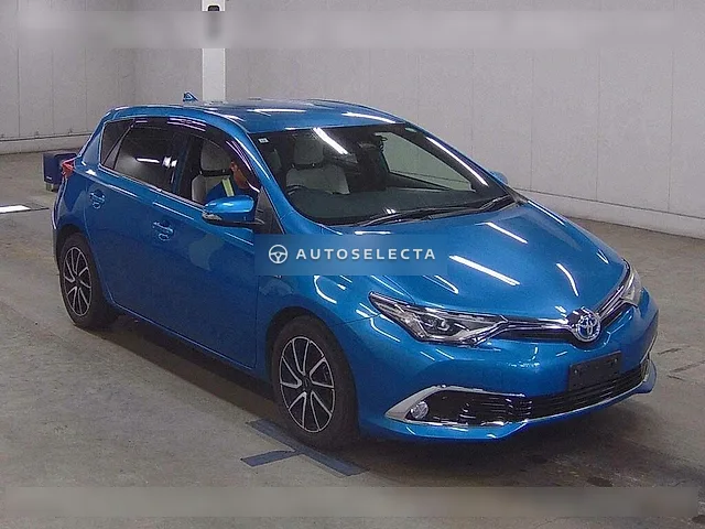 Toyota Auris 2016, auction grade 3.5