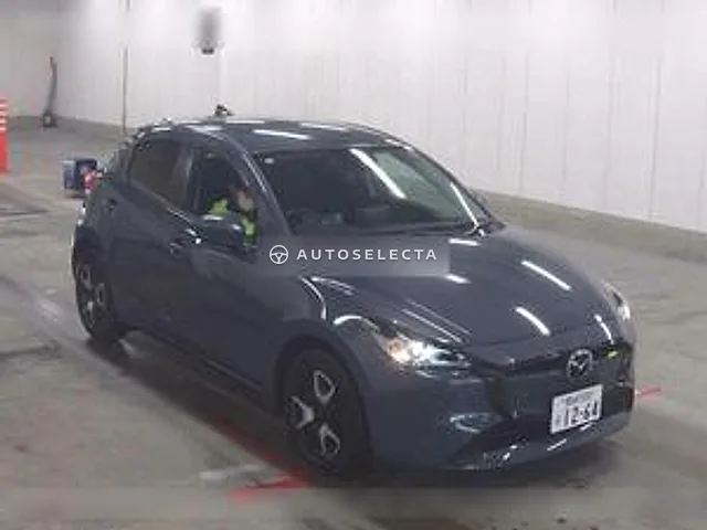 Mazda MAZDA2 2024, auction grade 5