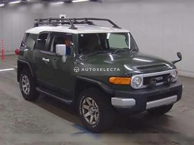 Toyota FJ Cruiser 2013, auction grade 4