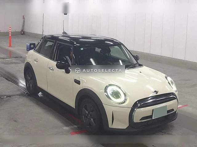 MINI 2022, auction grade 4.5