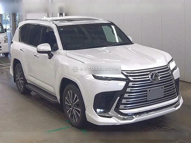 Lexus LX 2023, auction grade 5