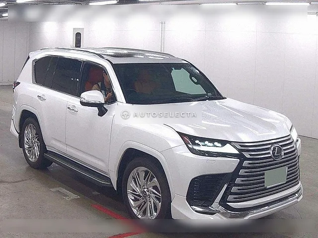 Lexus LX 2022, auction grade 4.5