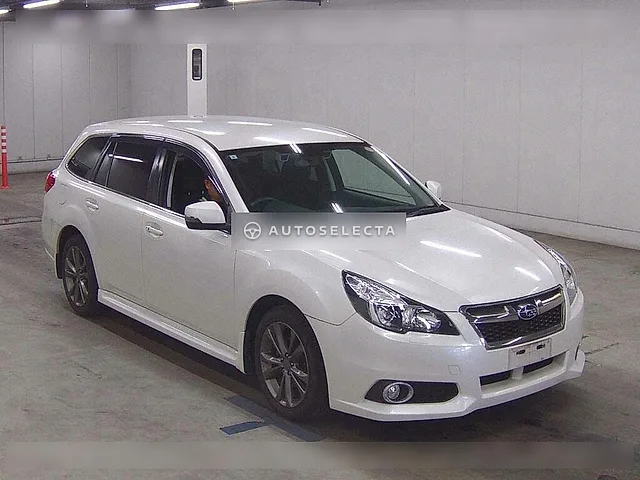 Subaru Legacy Touring Wagon 2013, auction grade 4