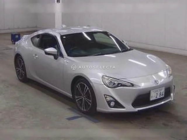 Toyota 86 2012, auction grade R