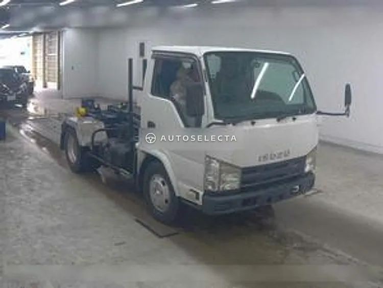 Isuzu ELF Truck 2012, photo 1 of 1