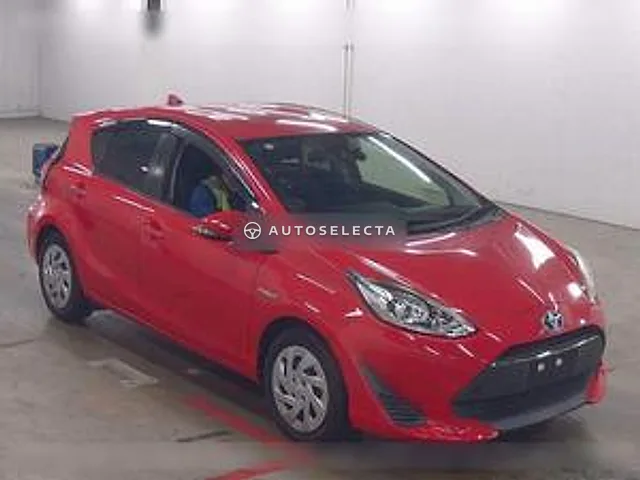 Toyota Aqua 2018, auction grade R