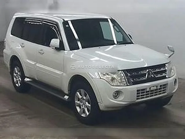 Mitsubishi Pajero 2011, auction grade 3