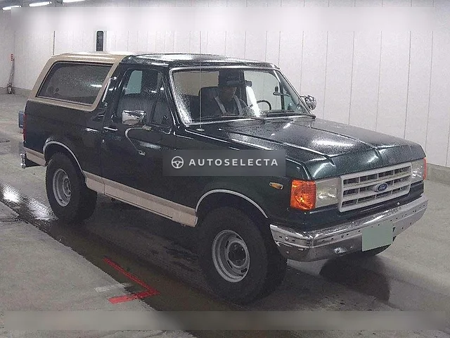 Ford Bronco 1990, auction grade 3