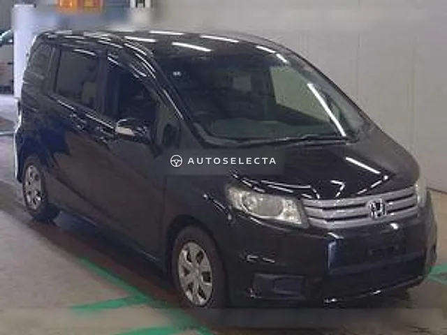 Honda Freed Spike 2013, auction grade 4.5