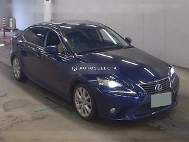 Lexus IS 2013, auction grade 3