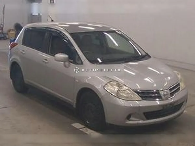 Nissan Tiida 2011, photo 1 of 1