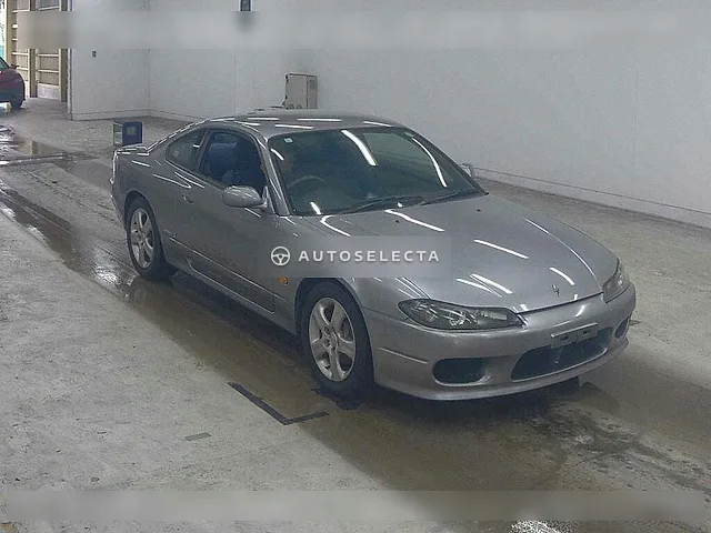 Nissan Silvia 2001, auction grade 3.5