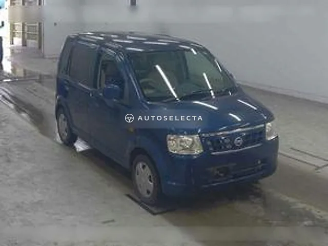 Nissan Otti 2011, auction grade R