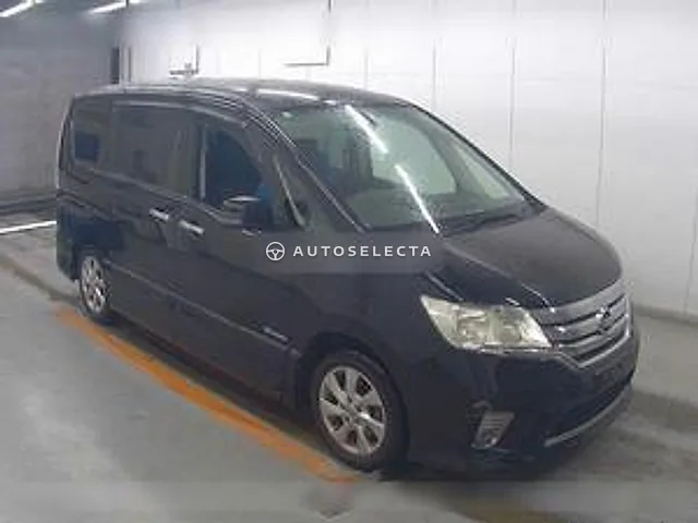 Nissan Serena 2013