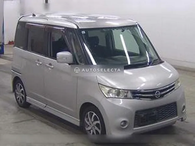 Nissan Roox 2011