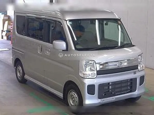 Nissan NV100 Clipper Rio 2021, auction grade 4