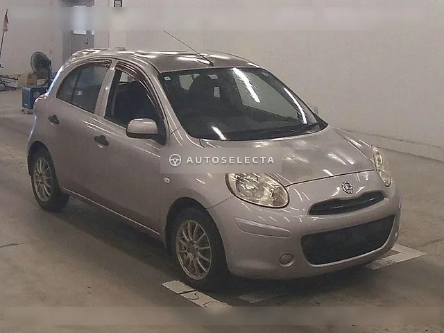 Nissan March 2011