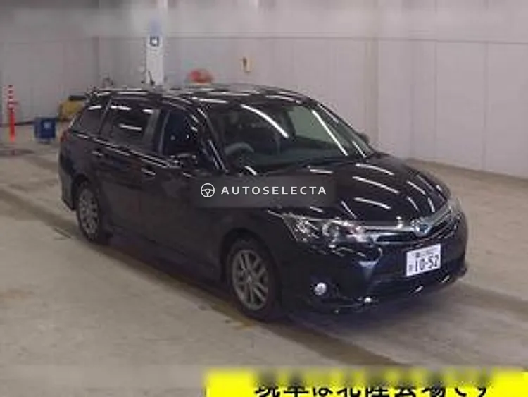 Toyota Corolla Fielder 2014, photo 1 of 1