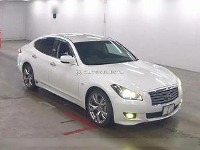 Nissan Fuga Type S 2010, auction grade 4.5