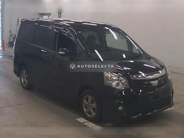 Toyota Noah 2010, auction grade R