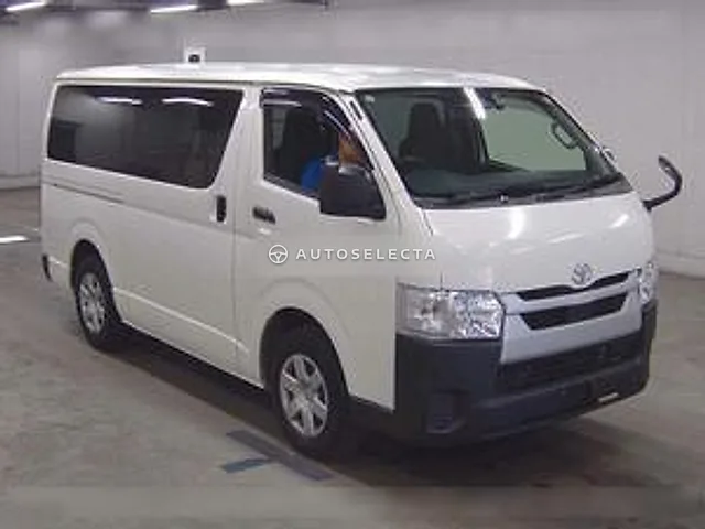 Toyota Hiace Van 2021, auction grade R