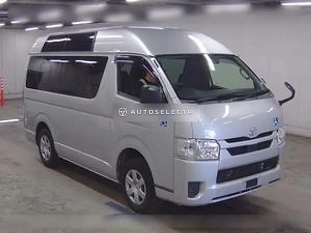 Toyota Hiace Van 2021, auction grade R