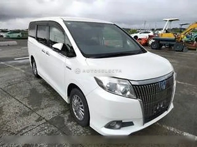 Toyota Esquire 2015